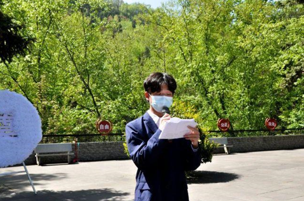 信息工程系“緬懷革命先烈、傳承紅色基因、爭做報國青年”黨史學習教育團日活動