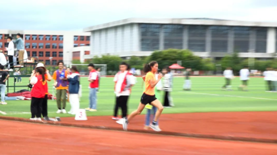 第三屆田徑運(yùn)動(dòng)會(huì) | 奮勇爭先 精彩繼續(xù)