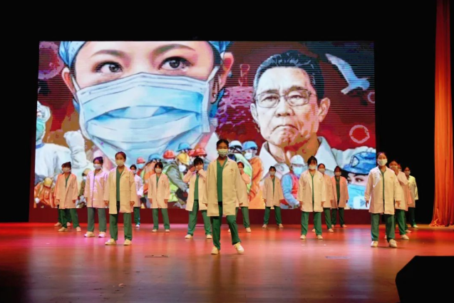 舞時(shí)代榮光 展青春芳華——第二屆校園舞蹈大賽總決賽圓滿落幕！