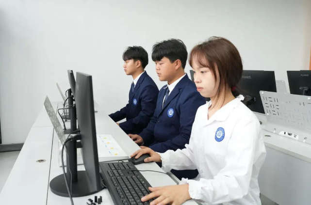 發(fā)現(xiàn)身邊的美（二）| 堅韌、毅力和奮進的美